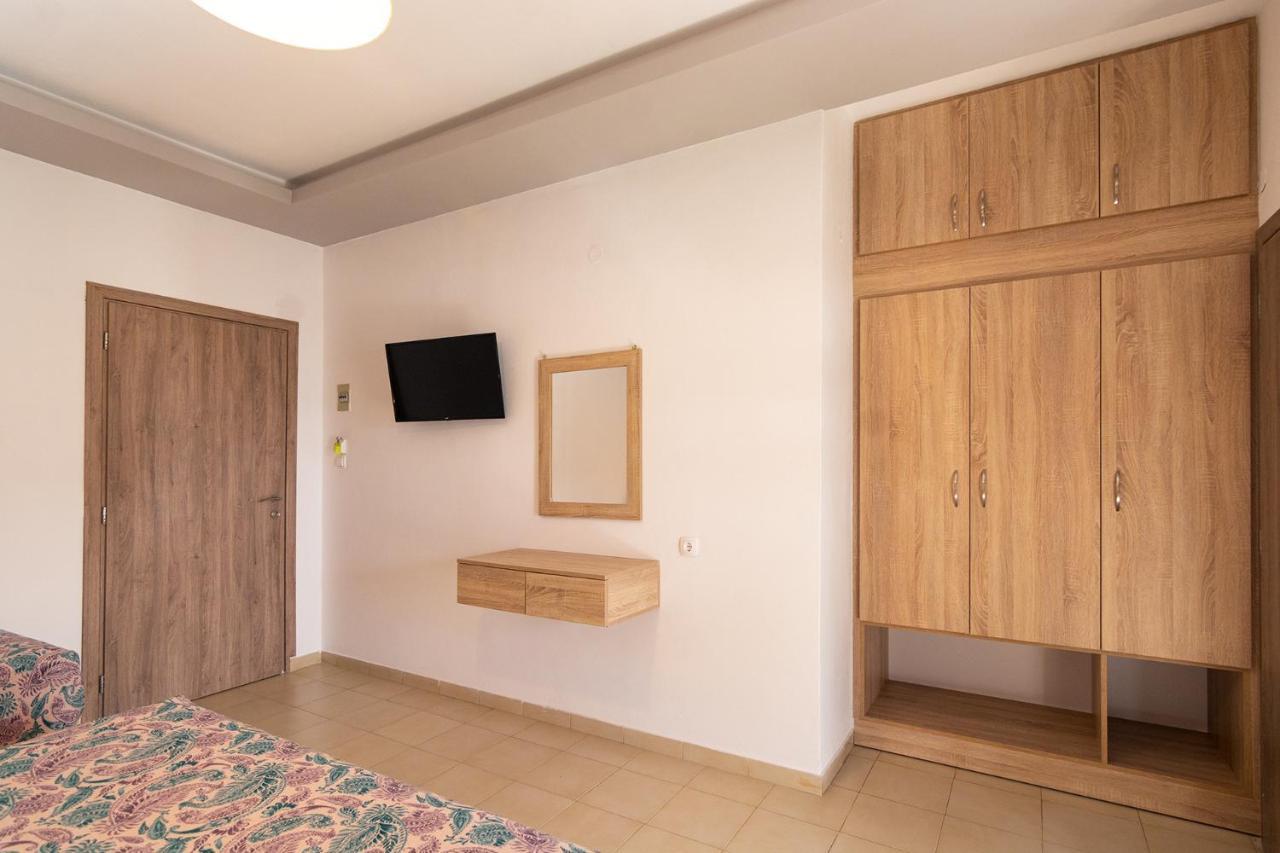 Nicole Rooms Палеохора Экстерьер фото