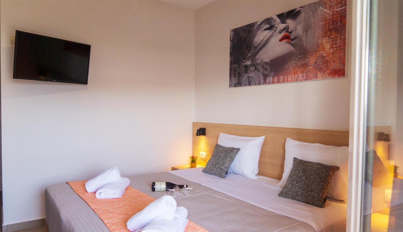 Nicole Rooms Палеохора Экстерьер фото