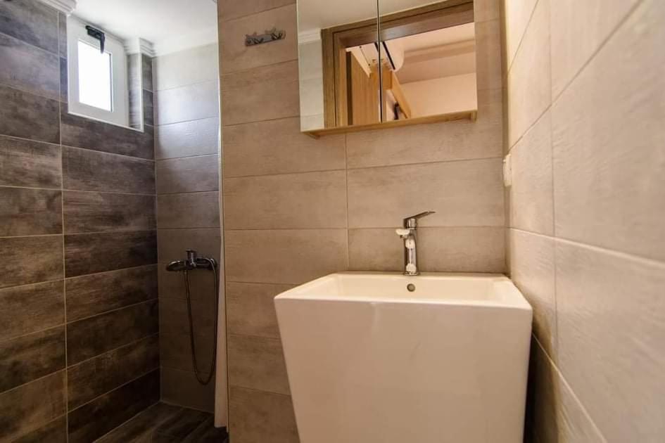Nicole Rooms Палеохора Экстерьер фото